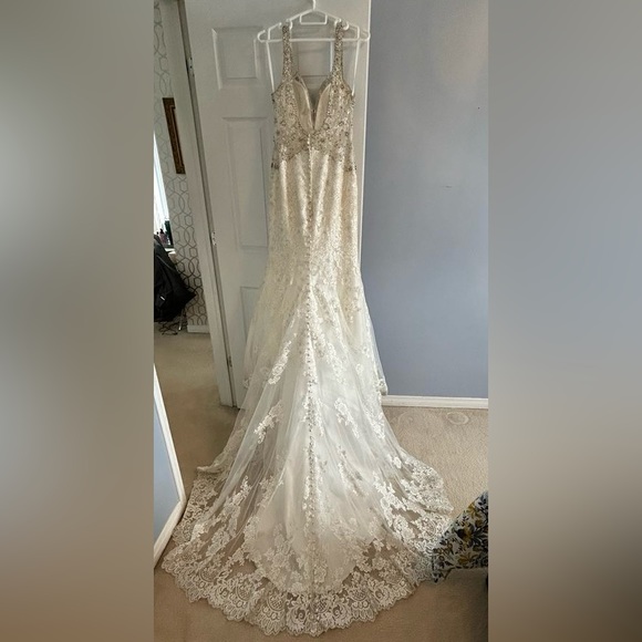 Wedding Dress - Size 12 - Picture 5 of 9